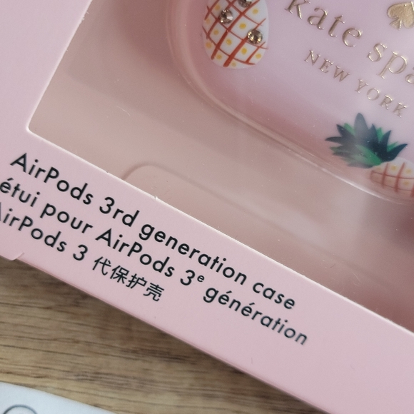 🥂Cyber Monday🥂Kate Spade Jeweled Pineapples Printed AirPods Case NIB - Picture 5 of 13